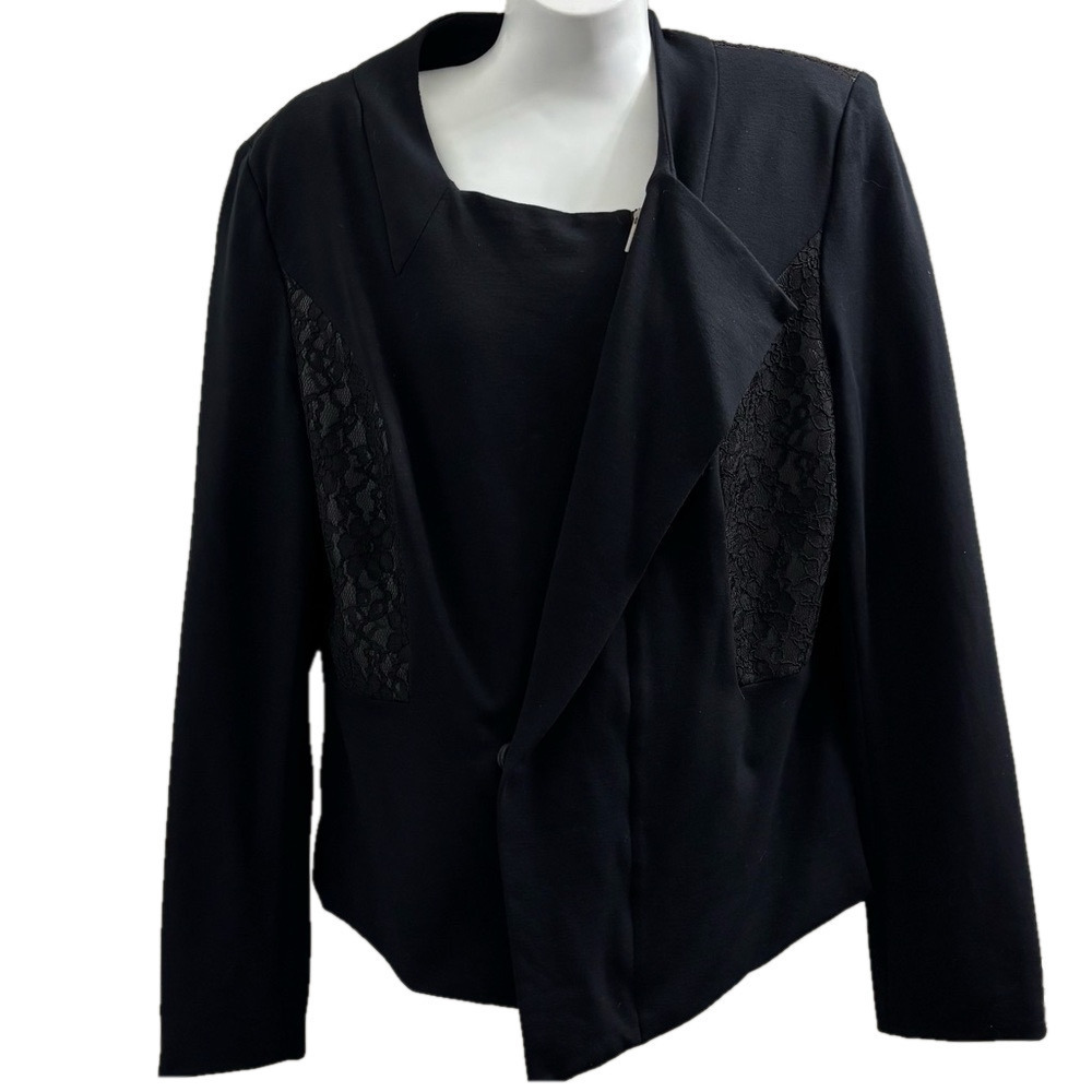 Cache Black Asymmetrical Blazer with Lace
Size 12 - Picture 5 of 6